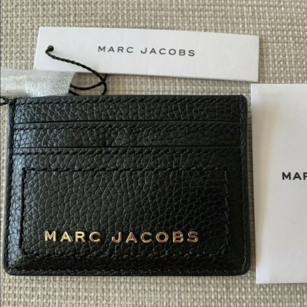 New Marc Jacobs Logo Card Holder -Black Leather Gold Tone Hardware Slim Wallet - Picture 3 of 6